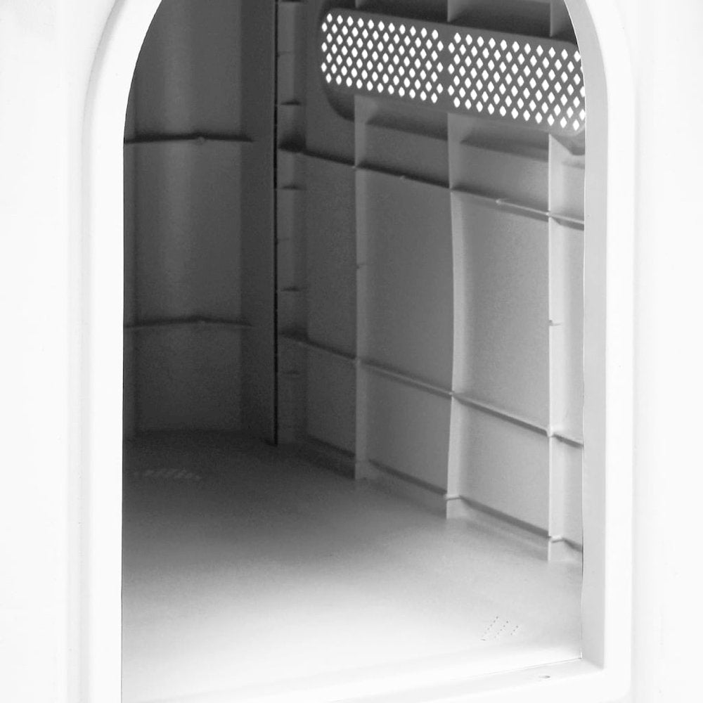 Dog House Grey And White Polypropylene