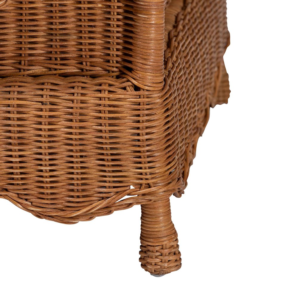 Natural Rattan Pet Bed with Scalloped Sides - Wicker Enclosed Lounge Bed, 31.5"