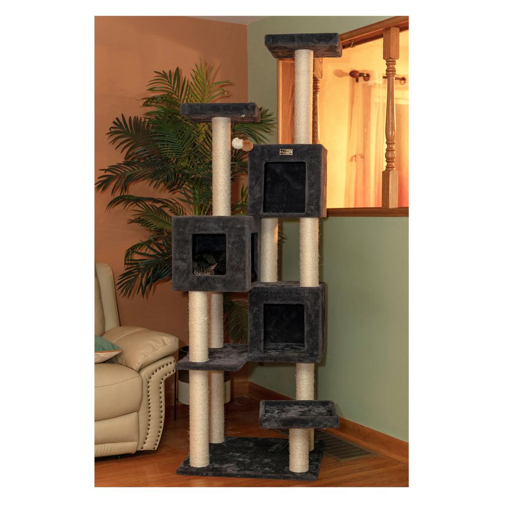 Real Wood Griant Cat Tower With Condos For Multiple Cats