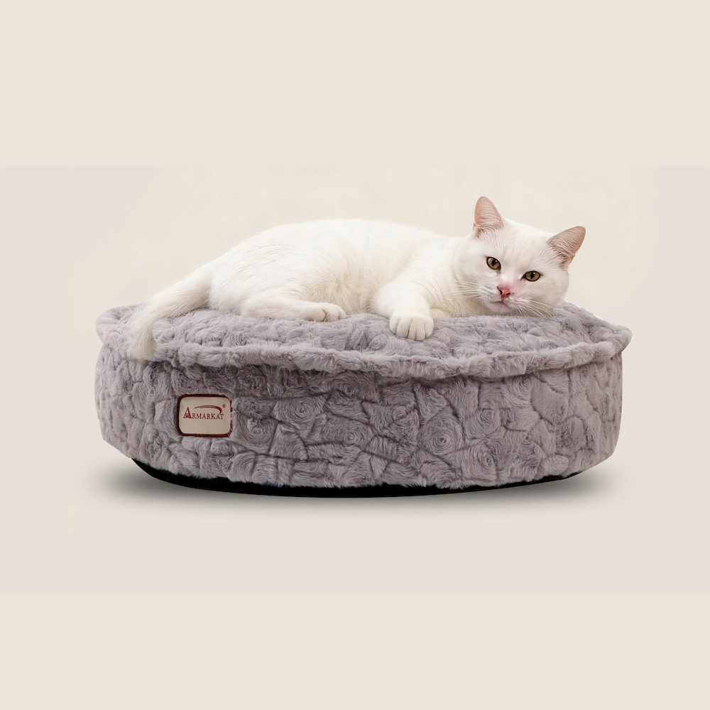 Large Cat Bed, 25.6 Inch Round Washable Pet Bed with Thick Cushion