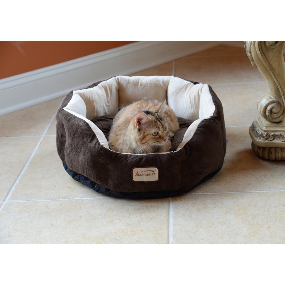 Pet Bed With Polyfill In Beige & Mocha For Cats And Extra Small Dogs