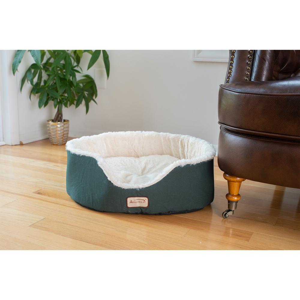 Pet Bed Laurel Green And Ivory
