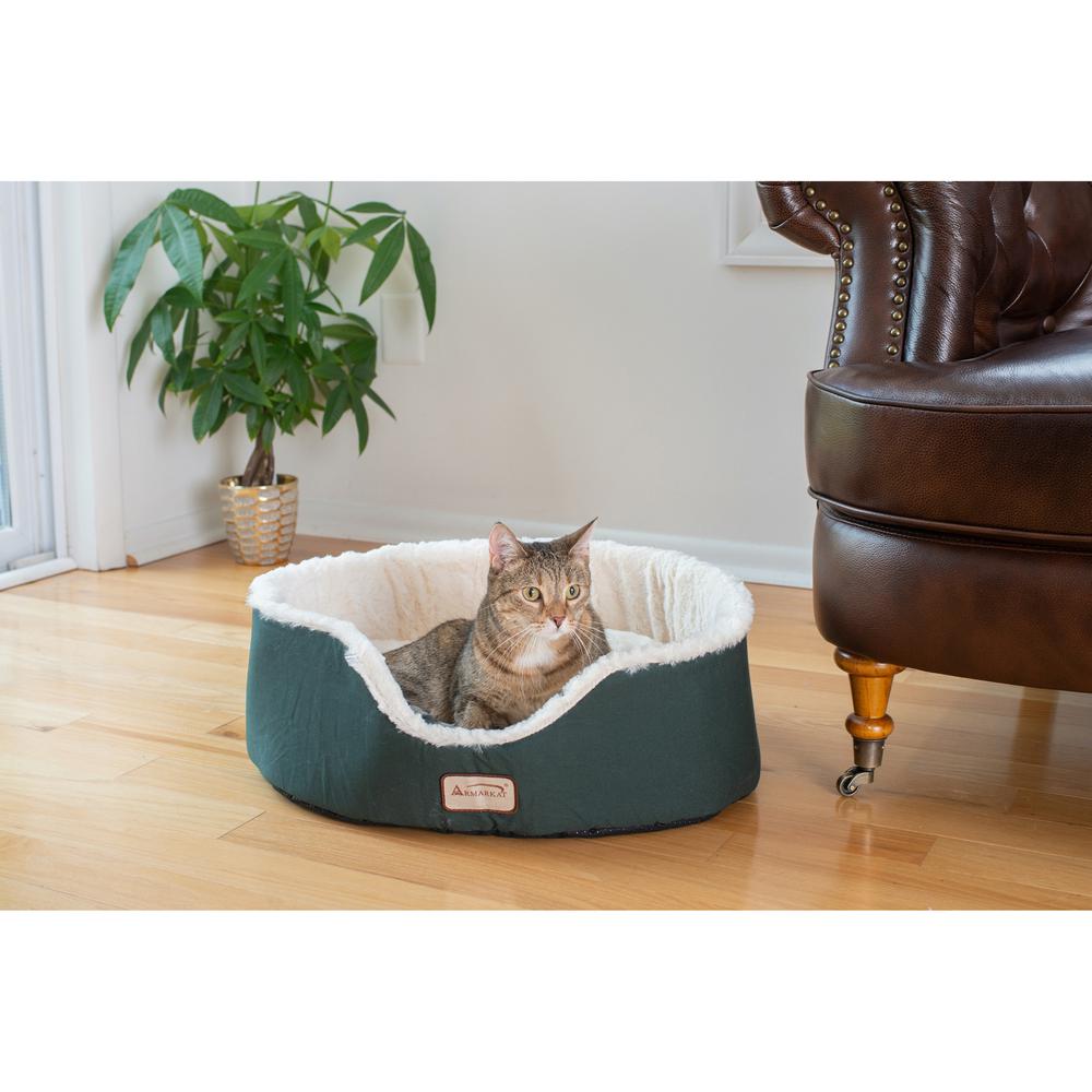 Pet Bed Laurel Green And Ivory