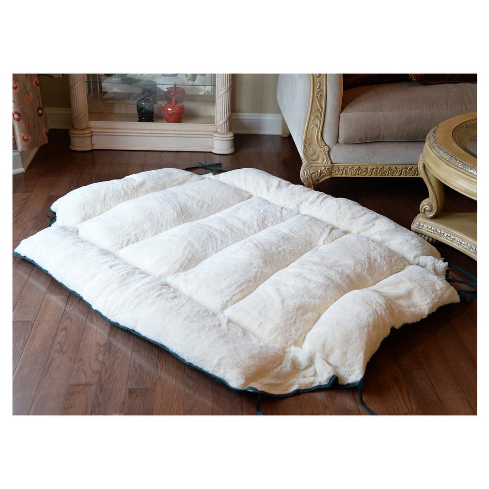 Extra Large Green & Ivory Pet Bed And Mat