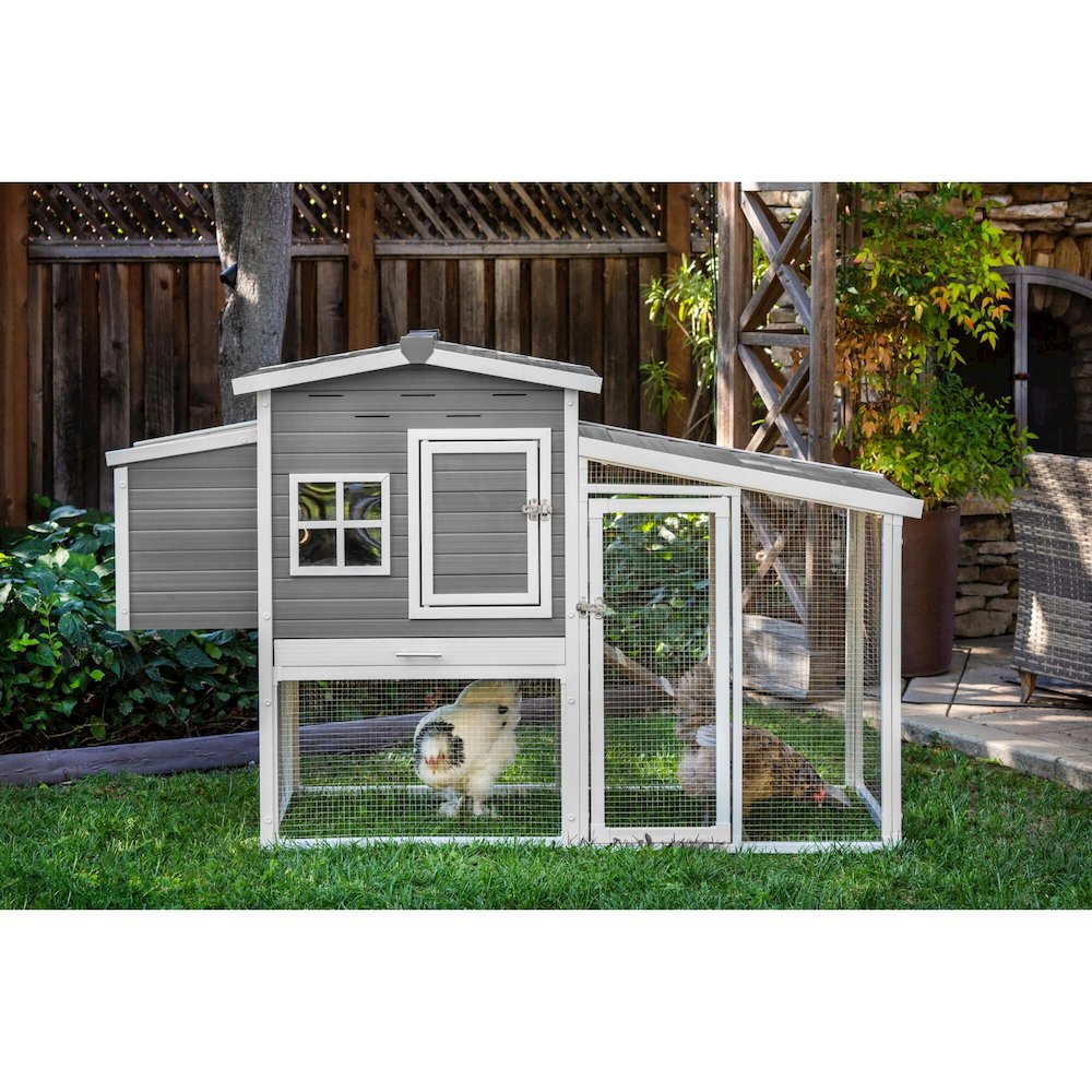 ECOFLEX® Hampton Chicken Barn and Pen in Grey
