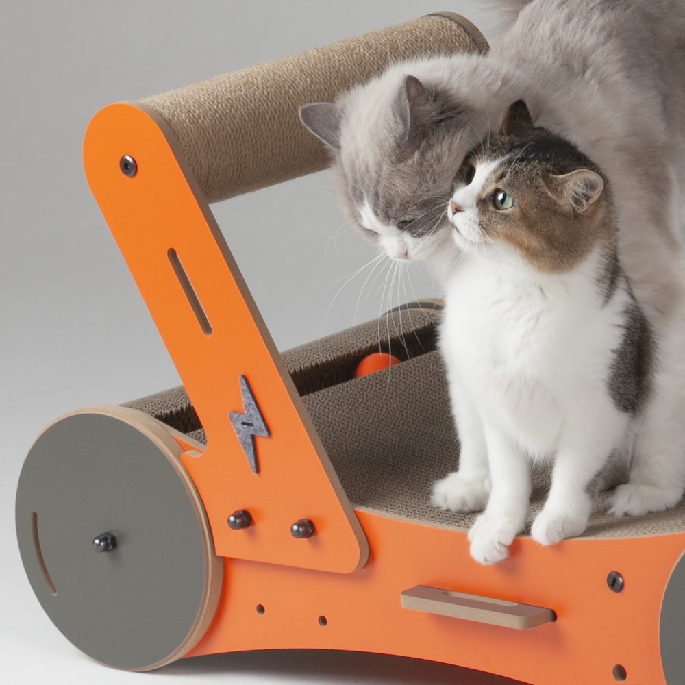 Purr And Play Kitty Trolley Scratcher
