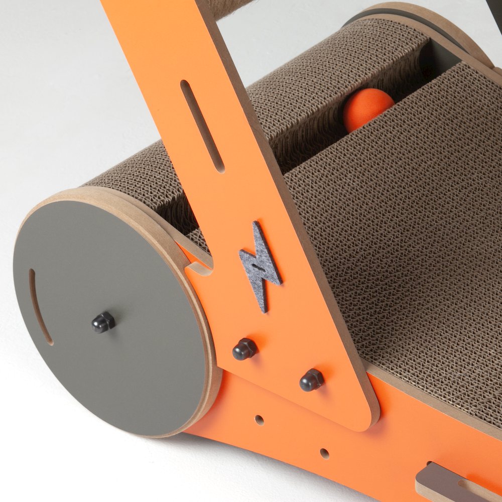 Purr And Play Kitty Trolley Scratcher
