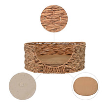 Perri Classic Farmhouse Handwoven Hyacinth Oval Pet Bed