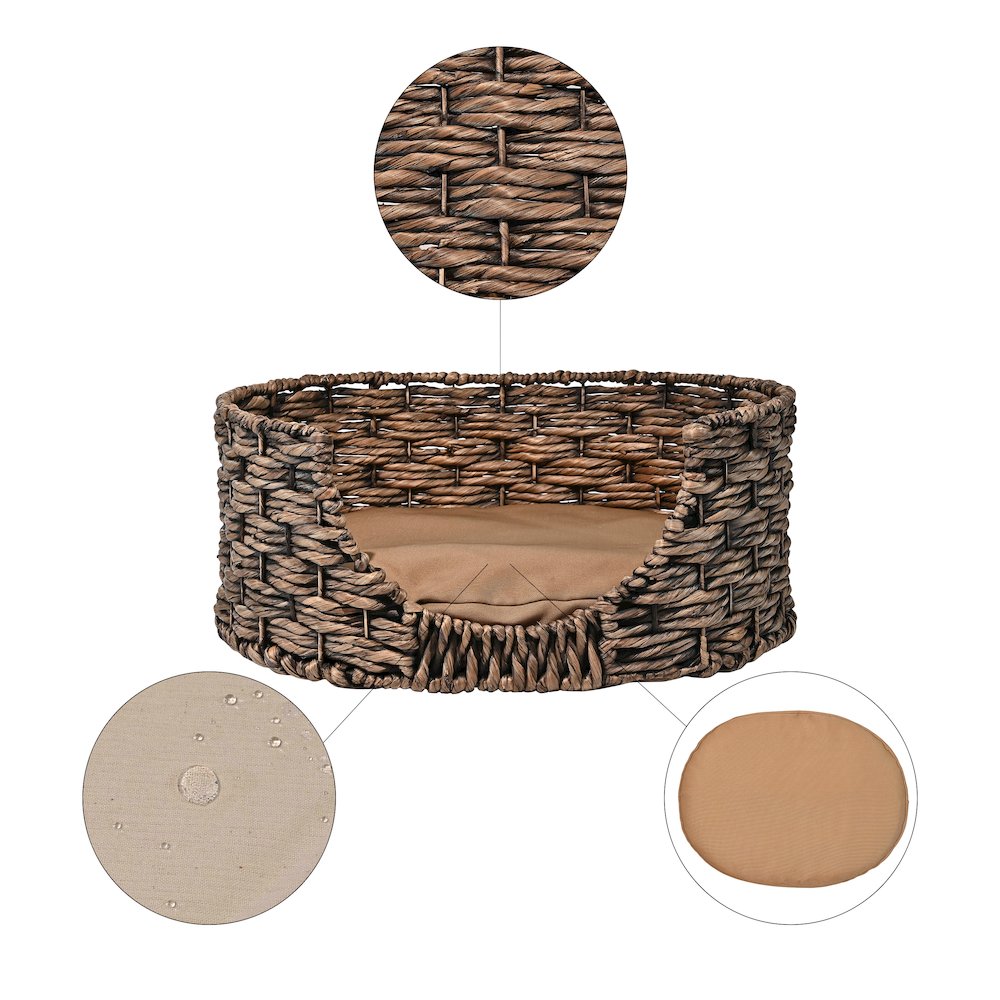 Perri Classic Farmhouse Handwoven Hyacinth Oval Pet Bed