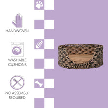 Perri Classic Farmhouse Handwoven Hyacinth Oval Pet Bed