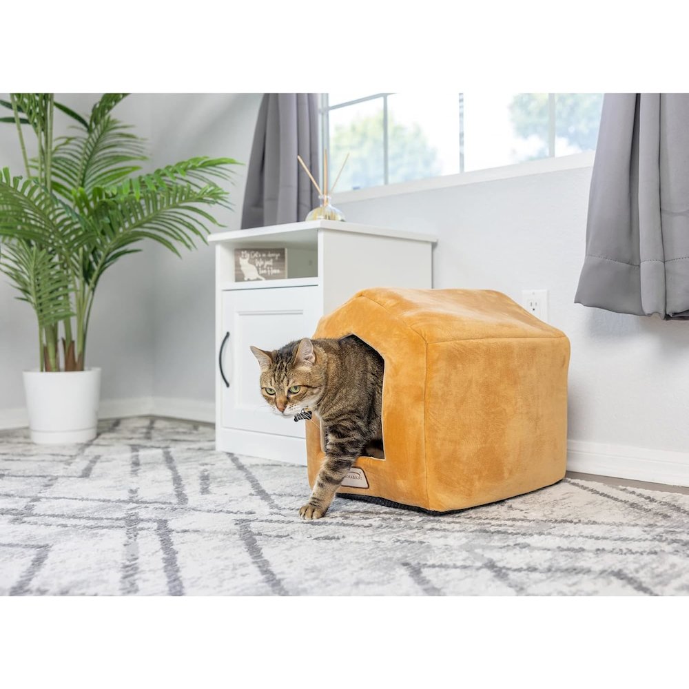 Cat Bed Earth Brown & Beige