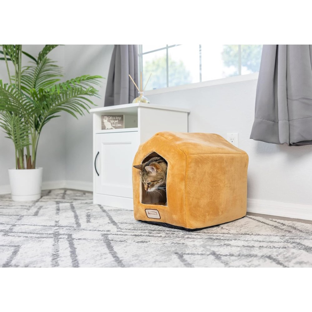 Cat Bed Earth Brown & Beige