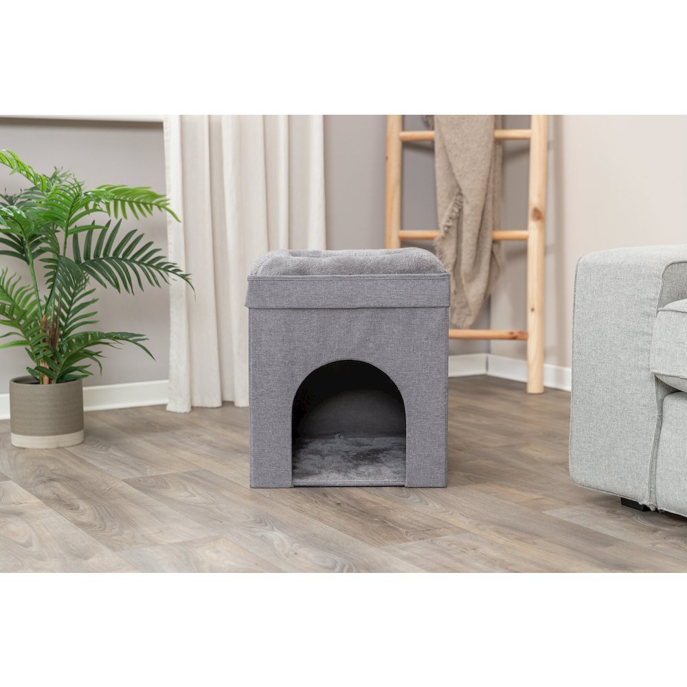 Crazy Cube Stackable 1-Story Indoor Cat Condo, Cat House with Scratching Pad
