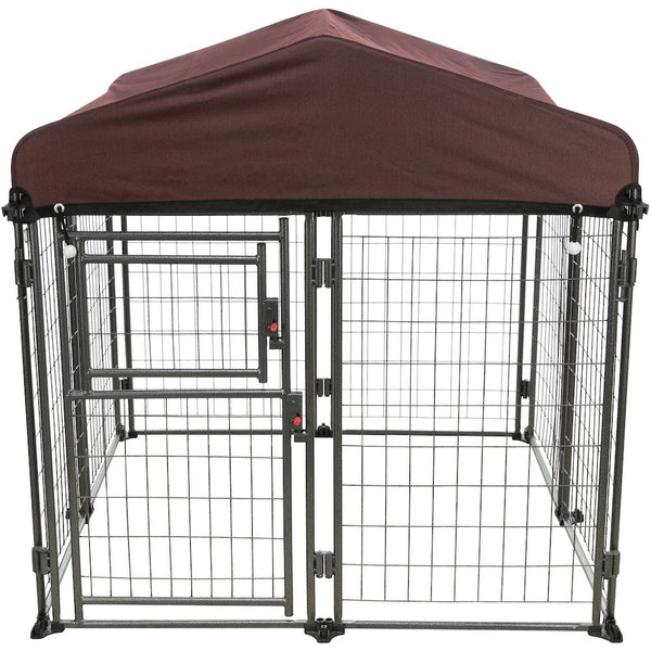 Deluxe Outdoor Dog Kennel, Medium