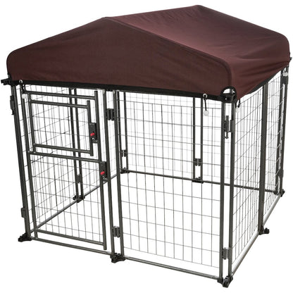 Deluxe Outdoor Dog Kennel, Medium