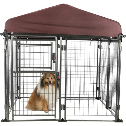 Deluxe Outdoor Dog Kennel, Medium